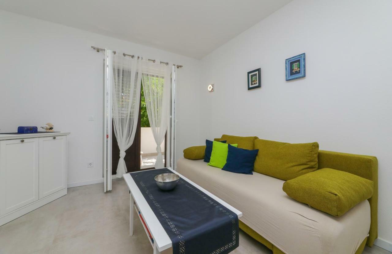 Apartment M&J Supetar Exterior foto